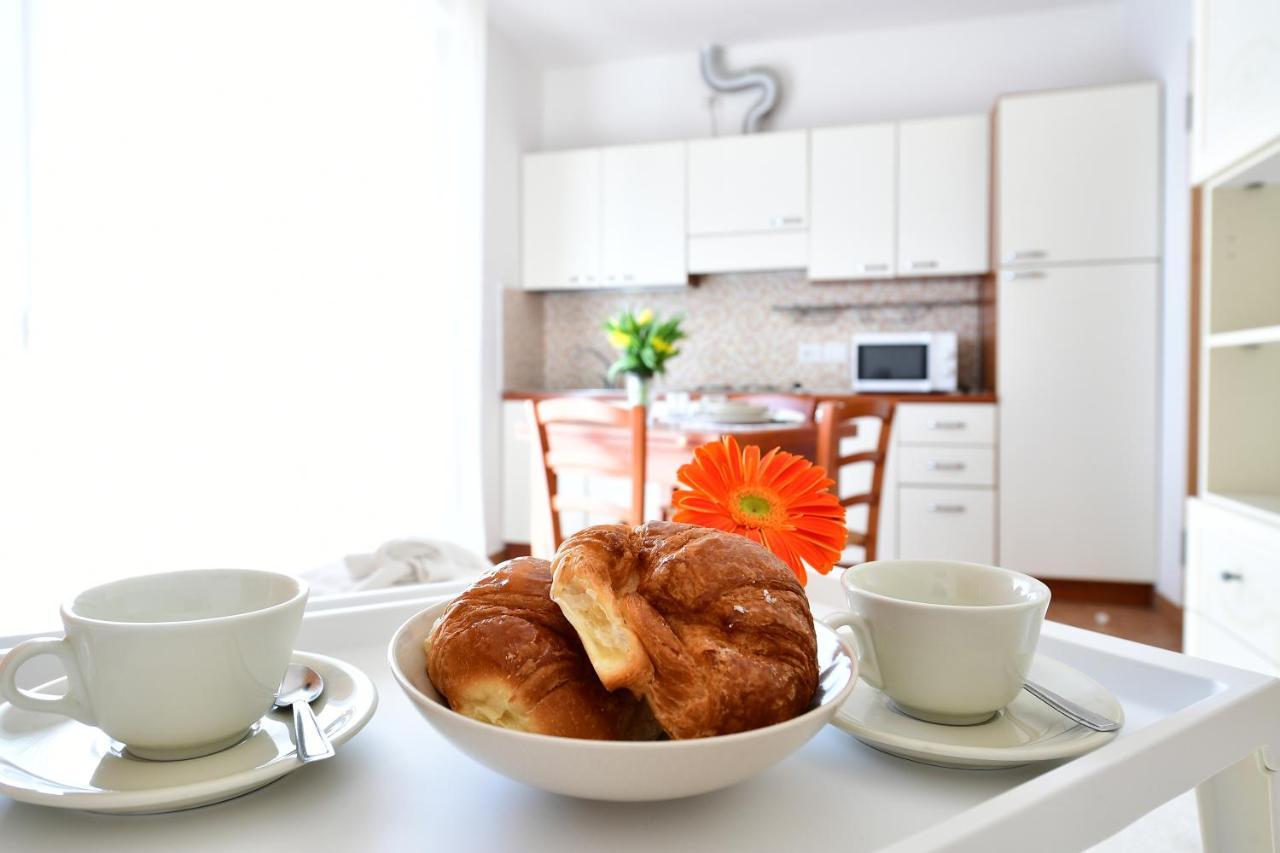 Residence Marlin リッチョーネ エクステリア 写真
