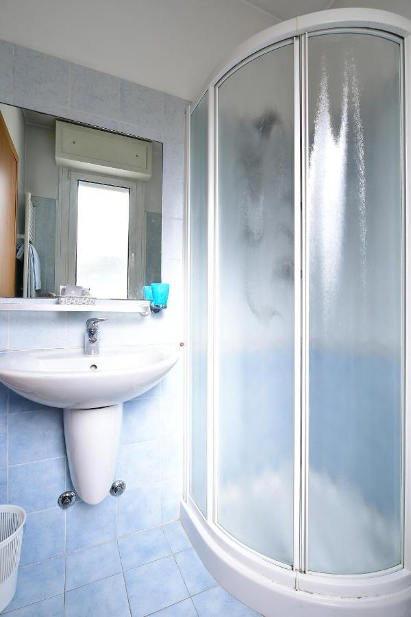 Residence Marlin リッチョーネ エクステリア 写真